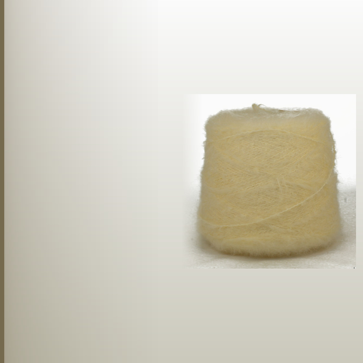 Mohair Goat (30I50Н20Я02#7Н), миндальное масло