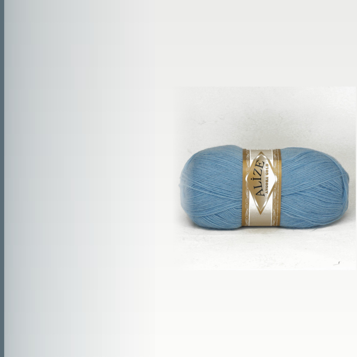 Angora Gold, голубой
