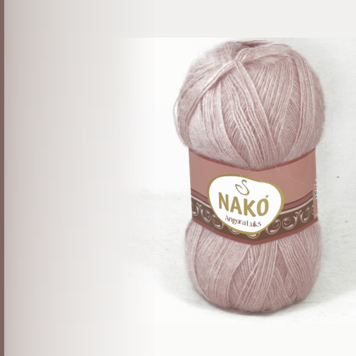 Angora luks, камея розовая